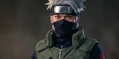 De Riverdale para o Mundo Ninja: Estrela de Hollywood pode dar vida ao icônico Kakashi no Live-Action de Naruto
