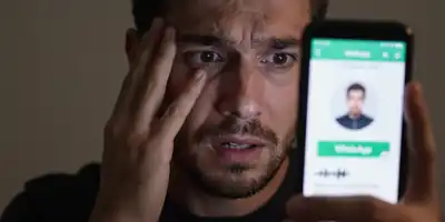 IA Revela: O golpe da voz clonada que está usando seu WhatsApp contra você