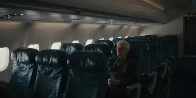 ***Por Que a Posição dos Passageiros Idosos nos Aviões Pode Mudar as Regras de Evacuação de Emergência***