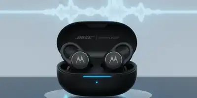 Moto Buds Loop: A Motorola Reinventa o Som com Design e Bose no Brasil!