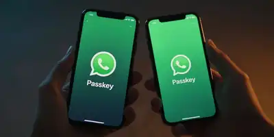 WhatsApp libera uso de duas contas simultâneas no iPhone com suporte a Passkeys