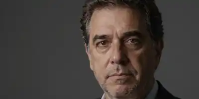 Brasil Permanece Atrasado em Inteligência Artificial, Segundo Fundador da Stone