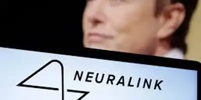 Neuralink implantou terceiro dispositivo cerebral em paciente, diz Elon Musk no X