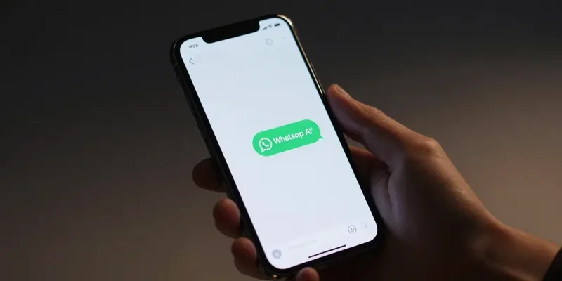 A Revolução dos Chatbots: Como a IA Transformou o WhatsApp no Novo Hub Digital do Brasil