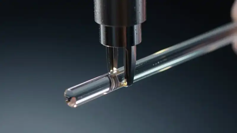 Microgarras Ópticas: A Revolução que Une Precisão e Força para Manipular o Mundo Microscópico