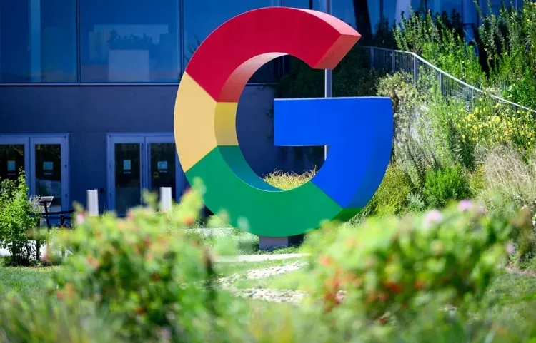 Avanços na IA podem acelerar chegada da superinteligência, diz executivo do Google | Exame